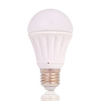 LED žárovka E27, 7W